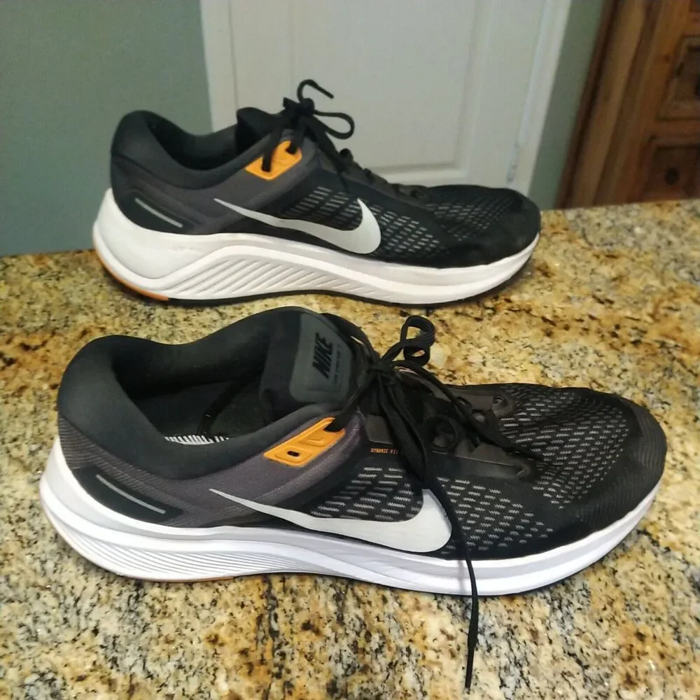 Nike size 12.5 Air Zoom Structure 24 DA8535 003 Black / Pure Platinum
